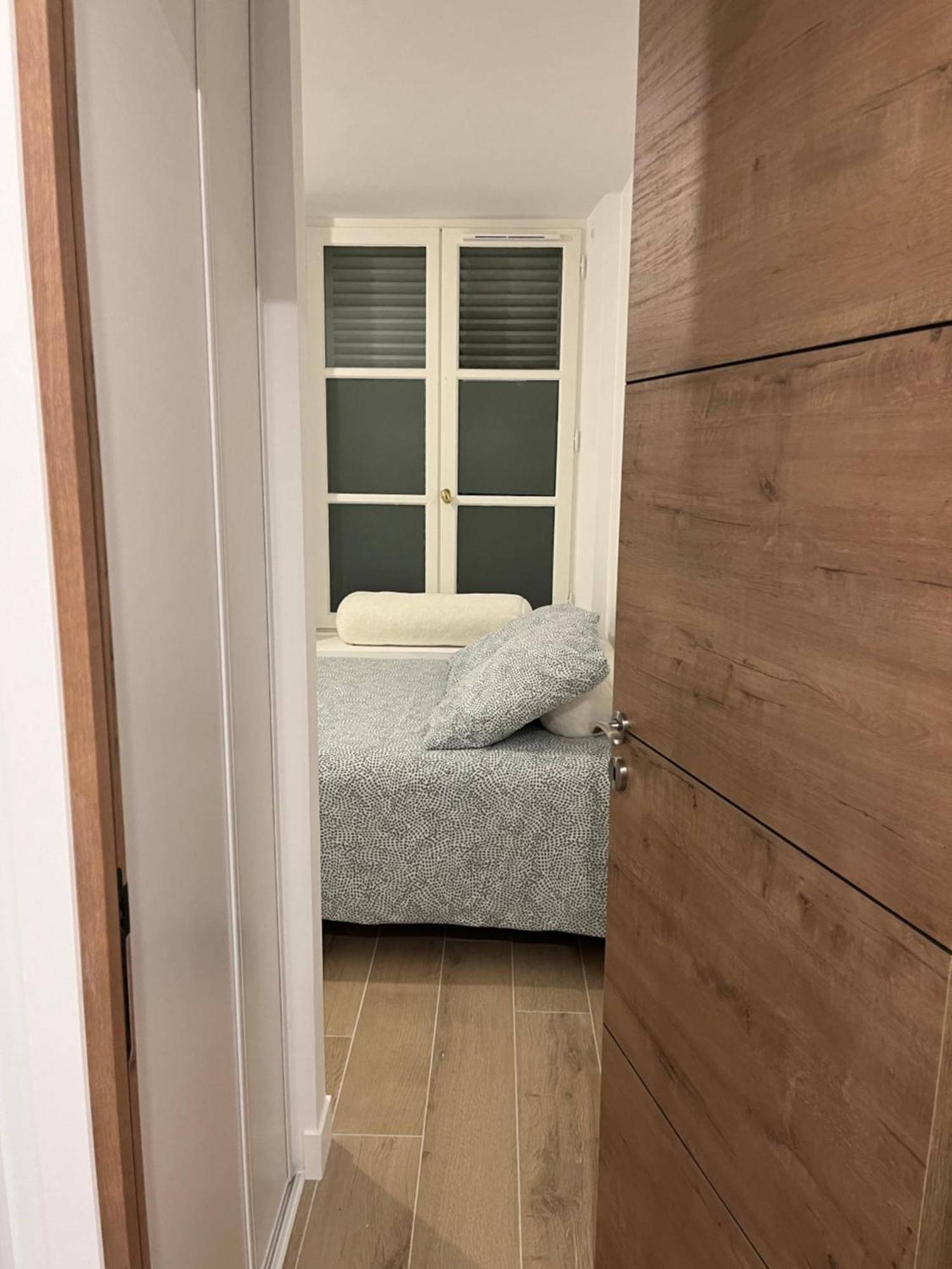 Chambre Chez Habitant Douche Wc Prives - Calme - Terrasse Saint-Germain-en-Laye Buitenkant foto